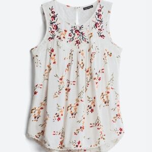 MASON & BELLE
Tempesta Lace Detail Blouse